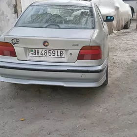 BMW E39 1999