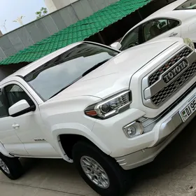 Toyota Tacoma 2021