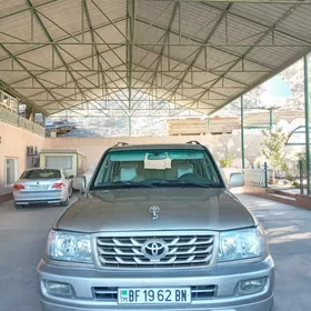 Toyota Land Cruiser 2003