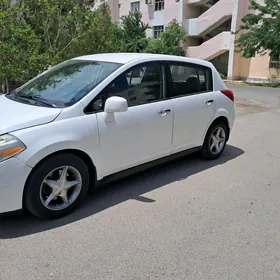 Nissan Versa 2009