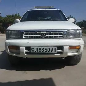 Nissan Pathfinder 1998