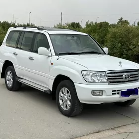 Toyota Land Cruiser 2000