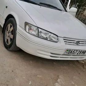 Toyota Camry 1998