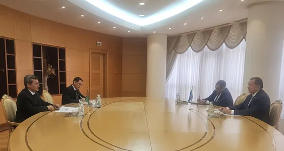 Новый посол Казахстана приступил к работе в Ашхабаде
