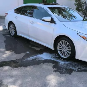 Toyota Avalon 2013