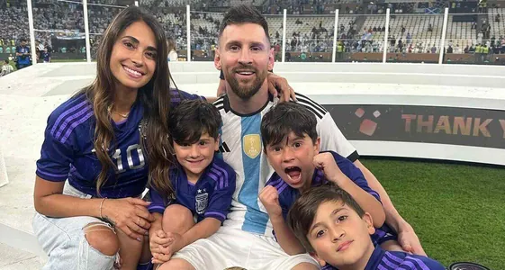 Messi Amerikanyň Kubogyndaky ýeňişden soň Argentina toparynyň ähli oýunçysyna sowgat berdi