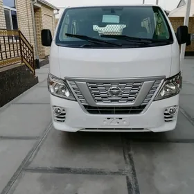 Nissan Urvan 2020