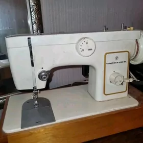 швейная машинка