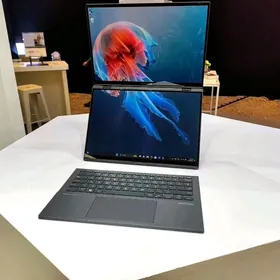 Zenbook Duo/Ultra 9/RAM 32GB