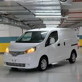 Nissan NV200 2018