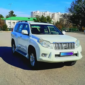 Toyota Land Cruiser Prado 2010