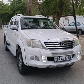 Toyota Hilux 2011