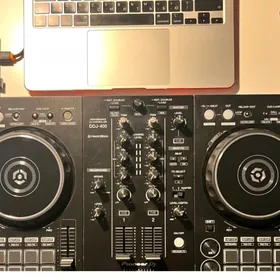 DJ контроллер Pioneer DDJ-400