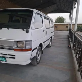 Toyota Hiace 1992