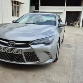 Toyota Camry 2015