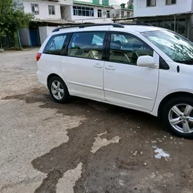 Toyota Sienna 2009