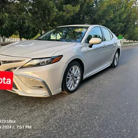 Toyota Camry 2022