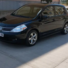 Nissan Versa 2010