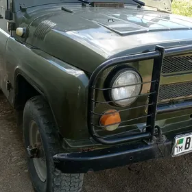 UAZ 469 1999