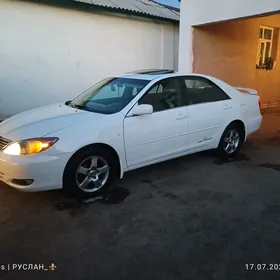 Toyota Camry 2004