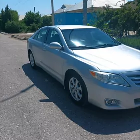 Toyota Camry 2011