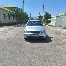 Opel Astra 2001