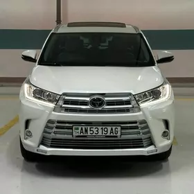 Toyota Highlander 2019