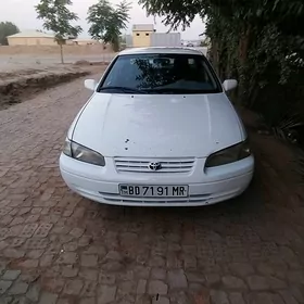 Toyota Camry 1997