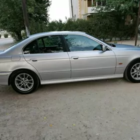 BMW 528 2002