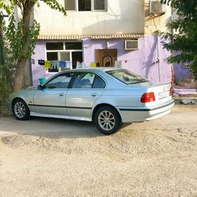 BMW E39 1999