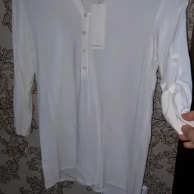 Белая новая блузка razmer S