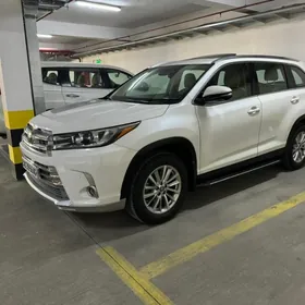 Toyota Highlander 2017