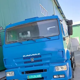 Kamaz 6520 2010