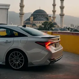 Toyota Avalon 2021