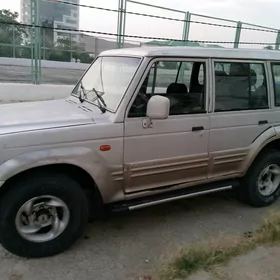 Hyundai Galloper 2000