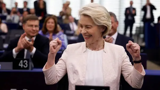 Урсула фон дер Ляйен получила второй мандат на посту председателя Еврокомиссии