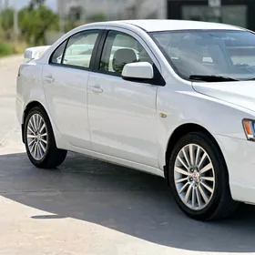 Mitsubishi Lancer 2014