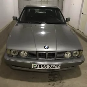 BMW 525 1989