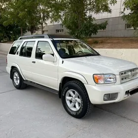 Nissan Pathfinder 2004