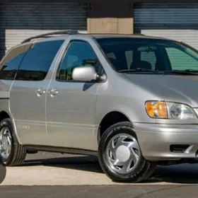 Toyota Sienna 2001