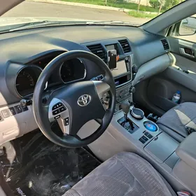 Toyota Highlander 2012