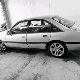 Opel Omega 1990