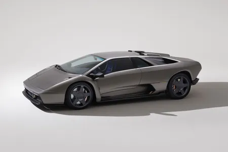 Italiýada Lamborghini Diablo gaýtadan dikeldilýär: 1,5 mln dollarlyk ulagdan 19 nusga çykarylar