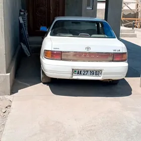 Toyota Camry 1993