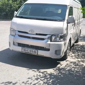 Toyota Hiace 2014