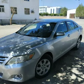 Toyota Camry 2010