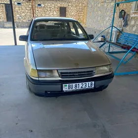 Opel Vectra 1992