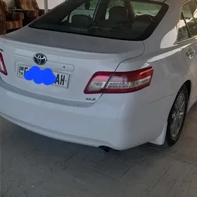 Toyota Camry 2011