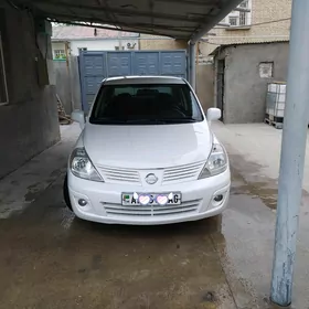 Nissan Versa 2009