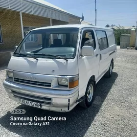 Toyota Hiace 1990